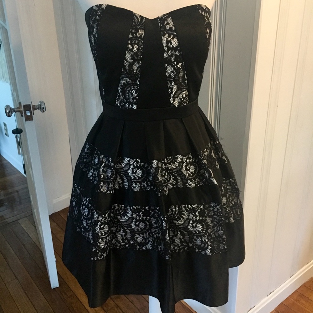 Betsy & Adam cocktail party dress - size 12